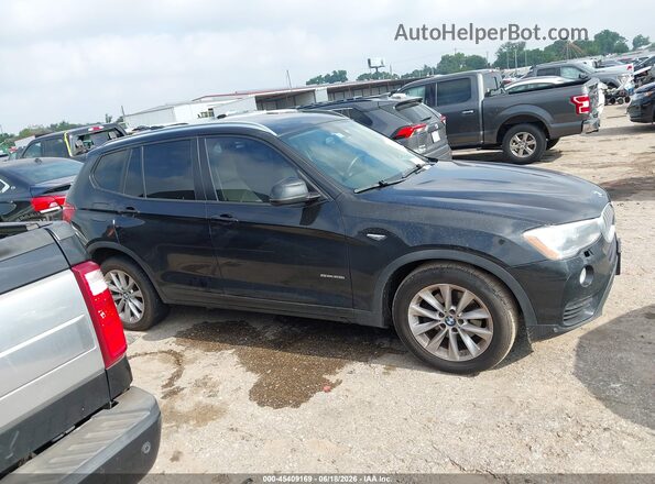 5UXWZ7C39H0V88280 2017 BMW X3 Black Вид задньої частини салону