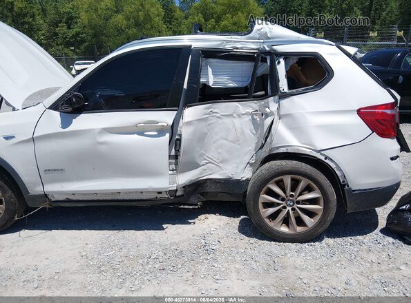 5UXWZ7C3XH0V87591 2017 BMW X3 White Widok z przodu