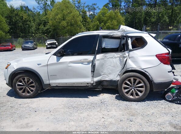 5UXWZ7C3XH0V87591 2017 BMW X3 White Widok wnętrza 360 stopni