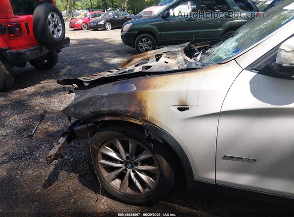 5UXWZ7C50H0V84975 2017 BMW X3 White Вид спереду