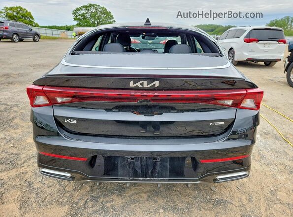 5XXG64J24RG265701 2024 KIA K5 Black Widok z tyłu