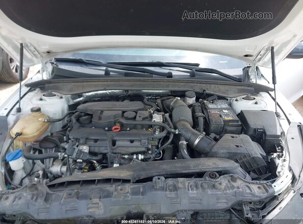 5XXG64J25RG255615 2024 KIA K5 White Հետևի տեսք