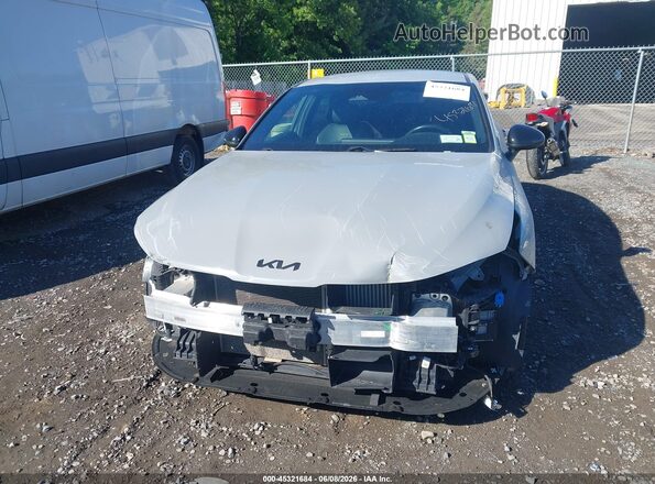 5XXG64J2XNG120446 2022 KIA K5 Gray Widok zestawu wskaźników