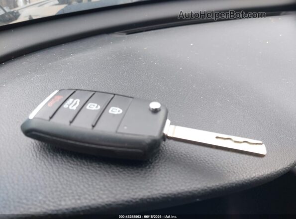 5XXGT4L34JG219871 2018 KIA OPTIMA Gray Widok deski rozdzielczej
