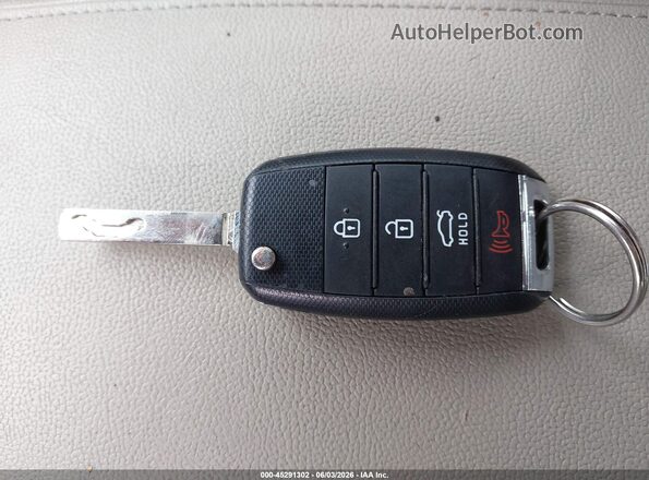 5XXGT4L35GG028047 2016 KIA OPTIMA Gray Vista del salpicadero