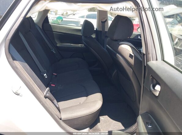 5XXGT4L36LG440147 2020 KIA OPTIMA Silver Widok naklejki z numerem VIN