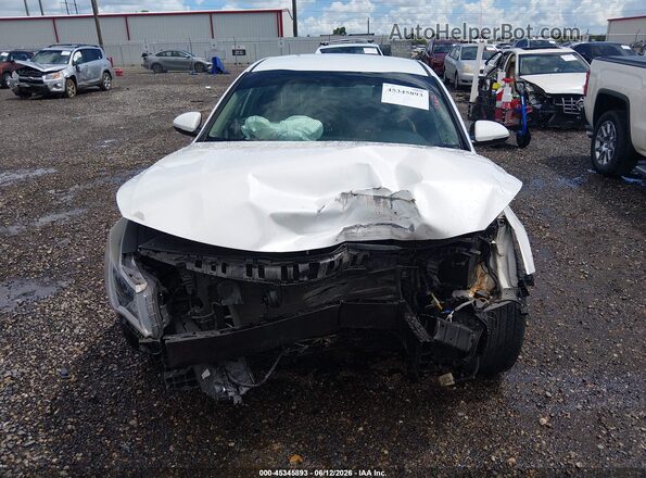 5XXGT4L3XHG166992 2017 KIA OPTIMA Белый Вид задней части салона