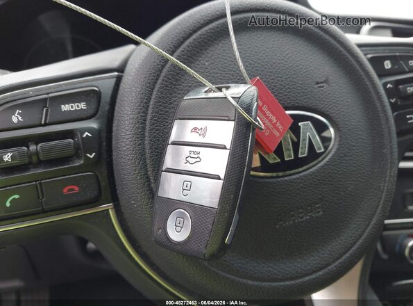 5XXGU4L30GG041334 2016 KIA OPTIMA Blue Dashboard view
