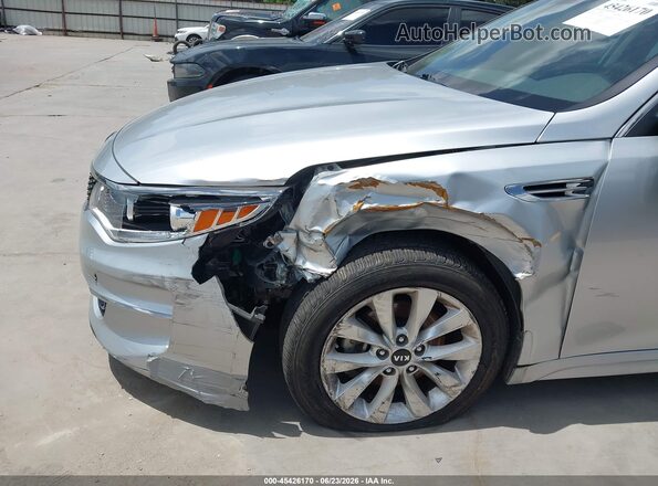 5XXGU4L31GG032772 2016 KIA OPTIMA Silver Front view