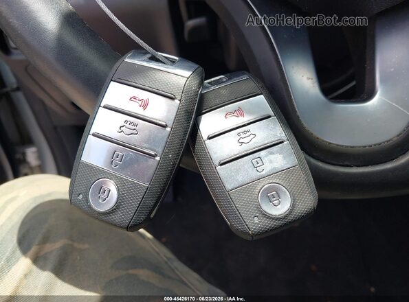 5XXGU4L31GG032772 2016 KIA OPTIMA Silver Dashboard view