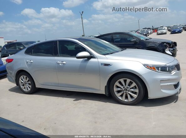 5XXGU4L31GG032772 2016 KIA OPTIMA Silver Rear interior view