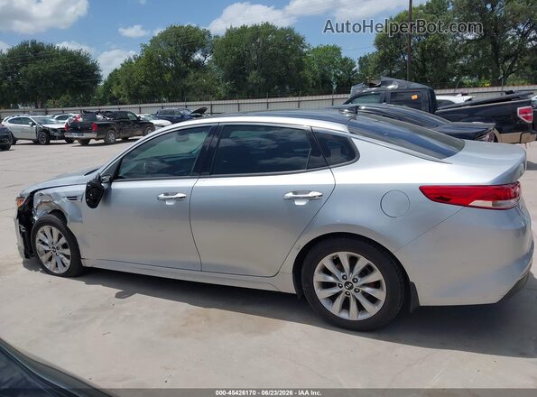 5XXGU4L31GG032772 2016 KIA OPTIMA Silver 360 interior view