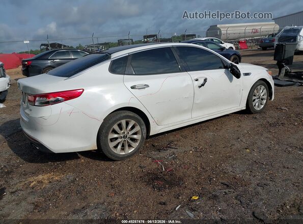 5XXGU4L33GG093427 2016 KIA OPTIMA White Задня права чверть