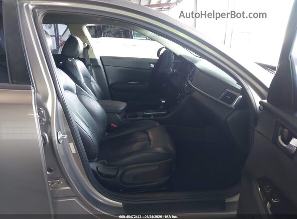 5XXGU4L34GG102863 2016 KIA OPTIMA Gray Front interior view