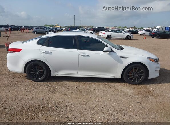 5XXGU4L35GG070554 2016 KIA OPTIMA White Սալոնի հետևի տեսք