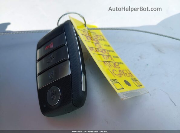 5XXGU4L39GG069780 2016 KIA OPTIMA Black 