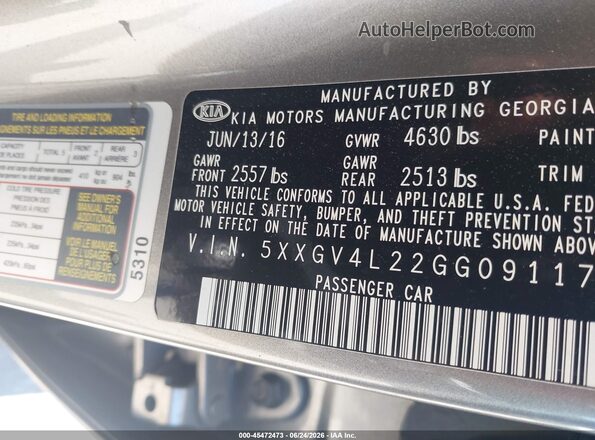 5XXGV4L22GG091172 2016 KIA OPTIMA Gray Vista del compartimento del motor