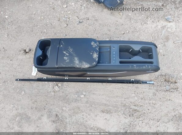 5XYAB5S1XTG009367 2026 KIA EV9 Gray Սարքավորումների վահանակի տեսք