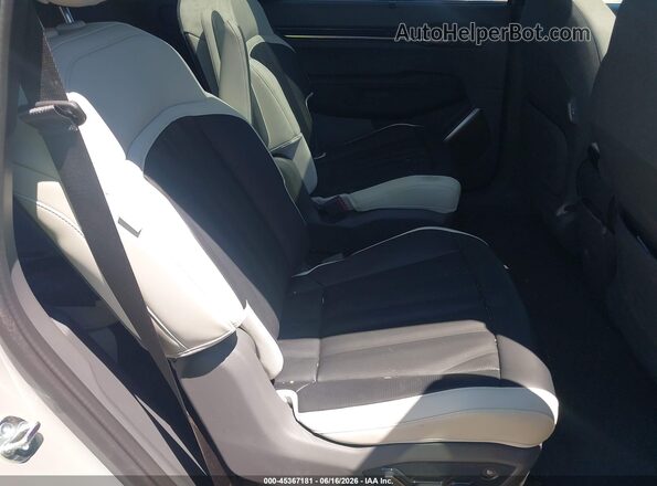 5XYAEFS51TG017387 2026 KIA EV9 Gray VIN კოდის სტიკერის ხედი