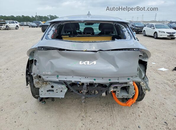 5XYC34JAXSG003522 2025 KIA EV6 Gray Rear view