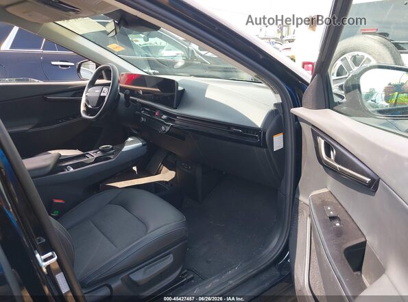 5XYC3DJC2SG011664 2025 KIA EV6 Black წინა სალონის ხედი