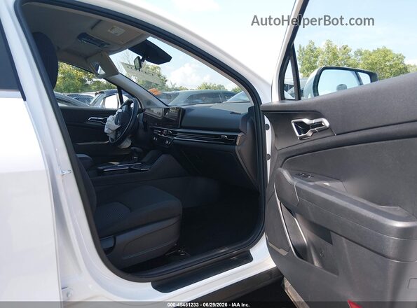 5XYK2CDF5TG423514 2026 KIA SPORTAGE White Սալոնի դիմացի տեսք