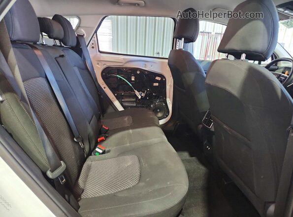 5XYK2CDF6TG357278 2026 KIA SPORTAGE White Widok wnętrza z tyłu