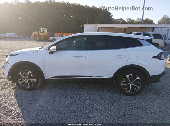 5XYK33AF0PG135827 2023 KIA SPORTAGE White 360 interior view