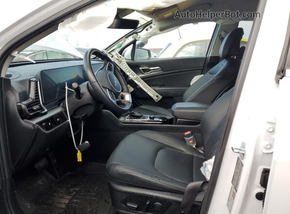 5XYK33AF8PG133677 2023 KIA SPORTAGE White Вид салону спереду