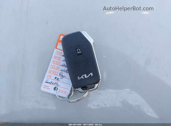 5XYK33AF9PG043518 2023 KIA SPORTAGE White წინა პანელის ხედი