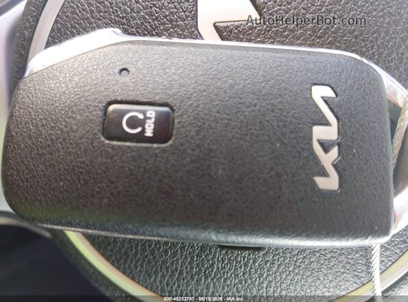 5XYK33AF9PG095084 2023 KIA SPORTAGE Gray Dashboard view