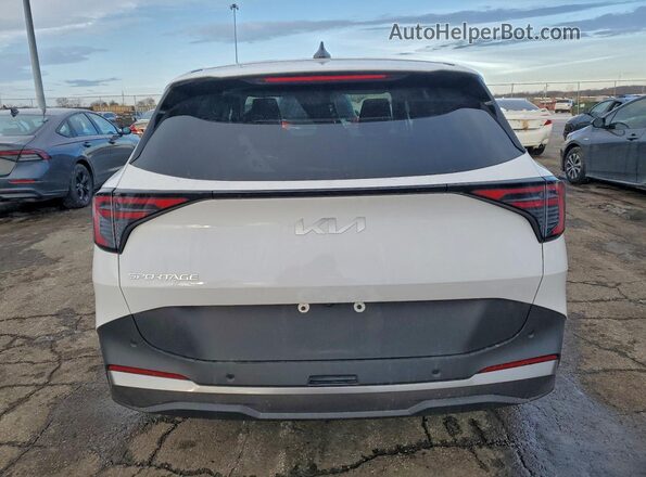 5XYK33DF3TG338135 2026 KIA SPORTAGE Белый Вид сзади