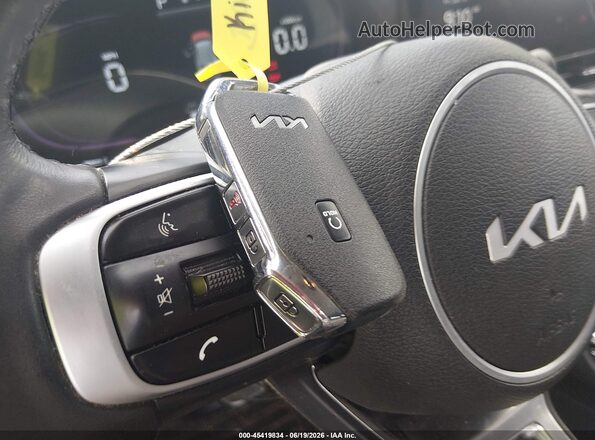 5XYK33DF7SG285311 2025 KIA SPORTAGE Blue Вид панелі приладів