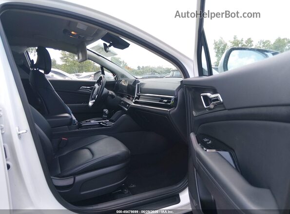 5XYK33DF8RG216444 2024 KIA SPORTAGE White Front interior view