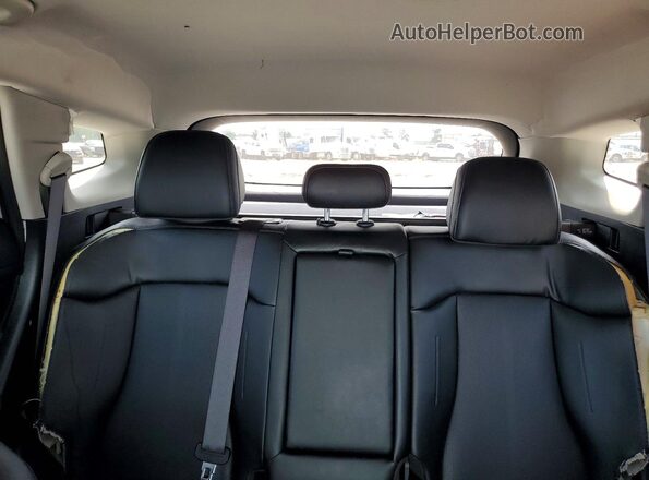 5XYK33DF8TG381465 2026 KIA SPORTAGE White Widok tylnych siedzeń