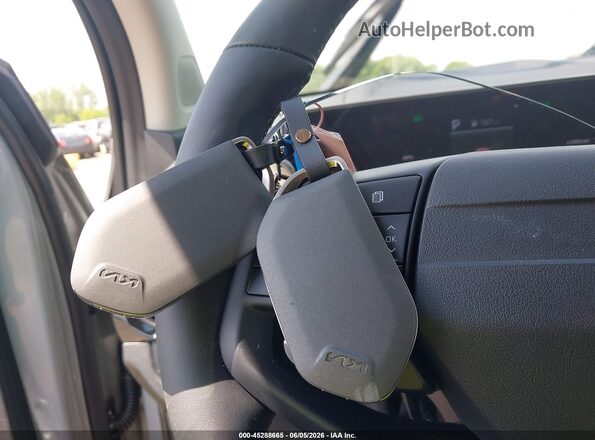 5XYK3CDF4TG425266 2026 KIA SPORTAGE Gray წინა პანელის ხედი
