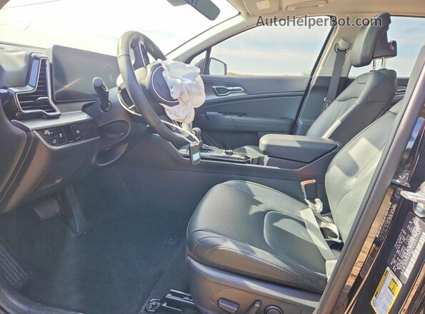 5XYK43DF6SG317307 2025 KIA SPORTAGE Черный Вид салона спереди