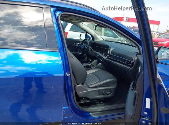 5XYK53AF0PG042591 2023 KIA SPORTAGE Синий Вид салона спереди