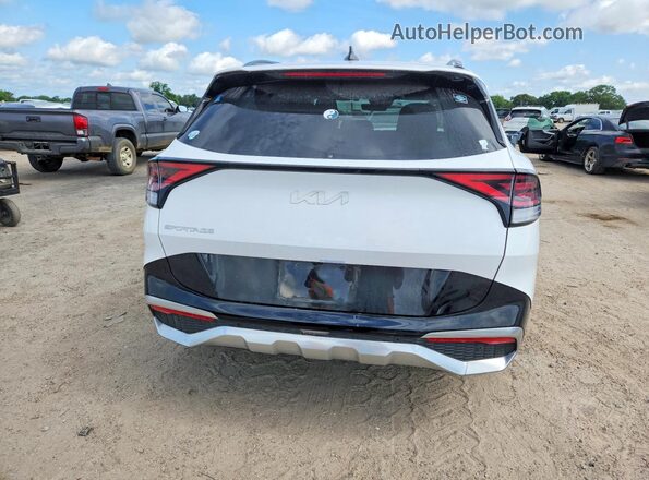 5XYK53AF4PG069437 2023 KIA SPORTAGE White Вид ззаду