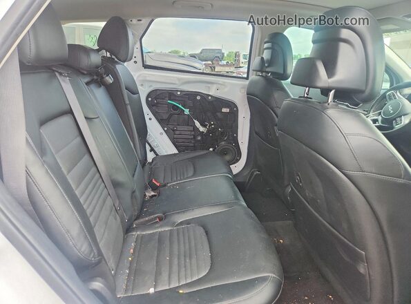 5XYK53DF1RG146490 2024 KIA SPORTAGE White Vista interior trasera