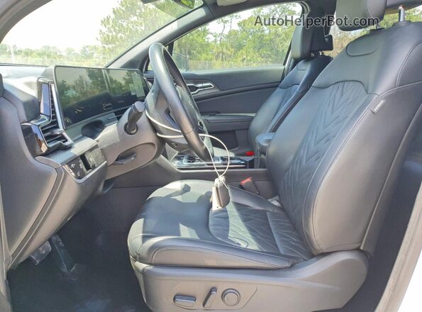 5XYK6CAFXPG095151 2023 KIA SPORTAGE White 