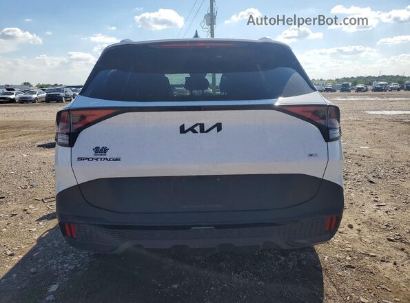 5XYK6CDFXSG288517 2025 KIA SPORTAGE White Widok z tyłu