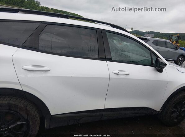 5XYK7CAF8PG018775 2023 KIA SPORTAGE Белый Вид задней части салона