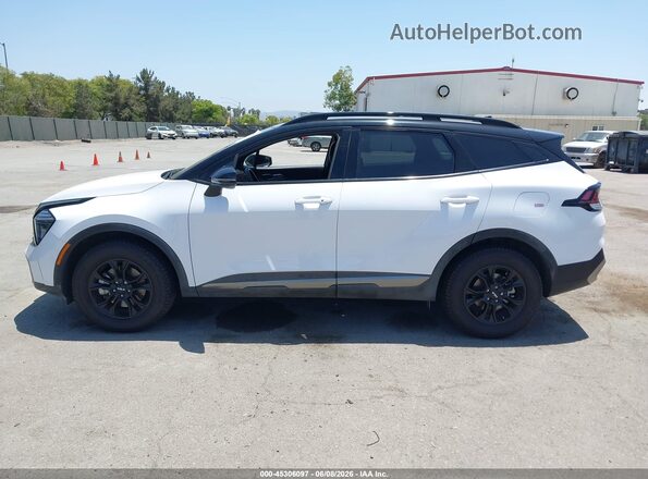 5XYK7CDF4RG154979 2024 KIA SPORTAGE White Widok wnętrza 360 stopni