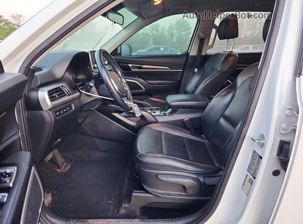 5XYP24HC6MG107553 2021 KIA TELLURIDE White Front interior view