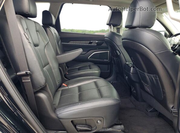 5XYP34GC1RG482711 2024 KIA TELLURIDE Black Widok wnętrza z tyłu