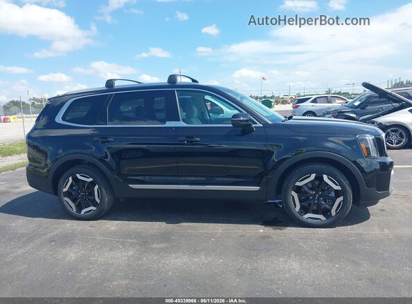 5XYP34GC5SG648282 2025 KIA TELLURIDE Black Rear interior view
