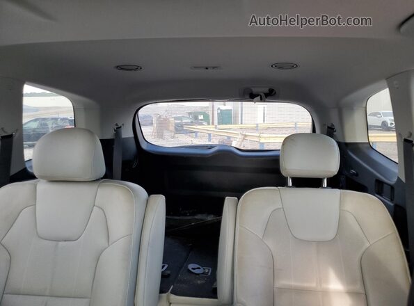 5XYP34HC3MG190663 2021 KIA TELLURIDE Blue Rear seats view