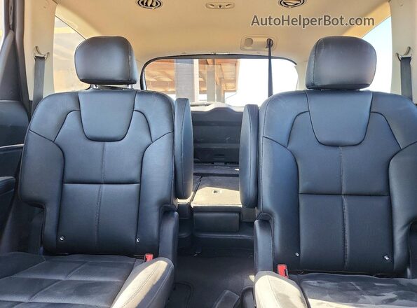 5XYP34HC6NG215752 2022 KIA TELLURIDE Black Հետևի նստատեղերի տեսք