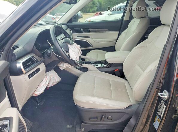 5XYP34HC6NG289771 2022 KIA TELLURIDE Черный Вид салона спереди